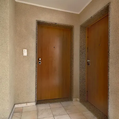 Apartamento Bisengototo * Loures